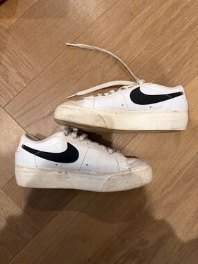 Nike Blazer Low Platform Women's Shoes
